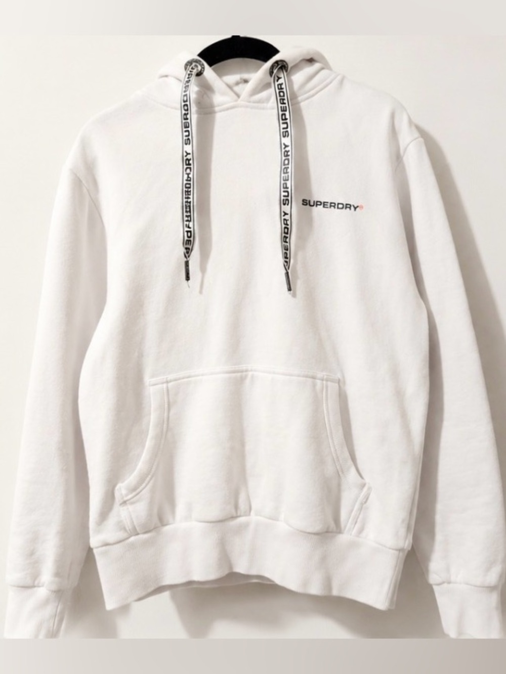 Superdry White Pullover Hoodie | Logo Hood & Branded Drawstrings | Mens Medium
